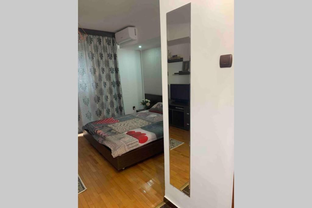 Lovely Studio In The Heart Of Bucharest Luaran gambar